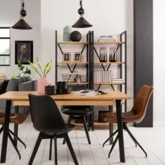 Modne Krzesła do Salonu 2025: Trendy, Style i Inspiracje