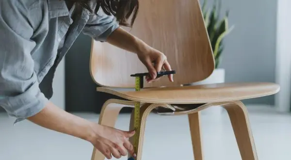 Jak podwyższyć krzesło? Proste sposoby na komfort i ergonomię
